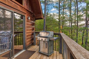 Property grounds - Get Away From The Grind For Some Tlc (PIGEON FORGE)