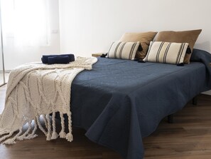 4 Schlafzimmer, Bügeleisen/Bügelbrett, Internetzugang, Bettwäsche