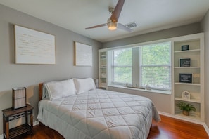4 bedrooms, iron/ironing board, travel cot, free WiFi