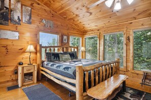 2 sovrum, strykjärn/strykbräda, gratis wi-fi och sängkläder