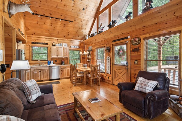 Smart-tv, eldstad, tv-spel och dvd-spelare