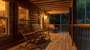 Terrace/patio - Firepits, Putt Putt, And Private Pools (SEVIERVILLE)