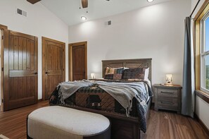4 chambres, bureau, fer et planche à repasser, Wi-Fi gratuit