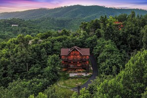 Exterior - Amazing Views From All Around (GATLINBURG)