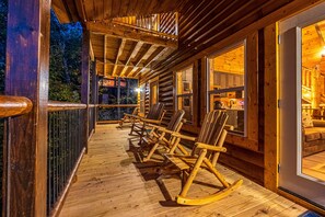 Terrace/patio - Experience Exclusivity: Unwind at Water Break Luxury Cabin (SEVIERVILLE)