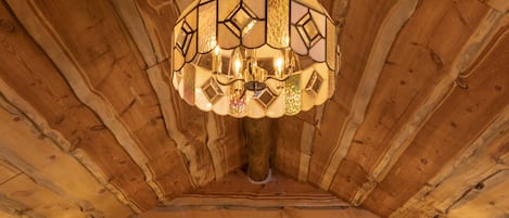 Deluxe Cabin | 1 bedroom, Egyptian cotton sheets, premium bedding, down comforters