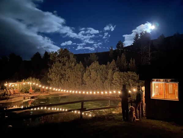 Piscine extérieure (ouverte en saison)