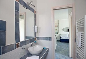 Hair dryer, towels - Mirto   Apartment located inside the Residence le Ruve Bianche with swimming pool and private beach (Vibonati)