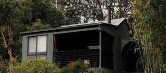 Tuckeroo Cottages - Kookaburra Cottage