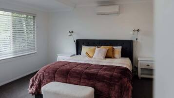 4 chambres, fer et planche Ă repasser, Wi-Fi, draps fournis