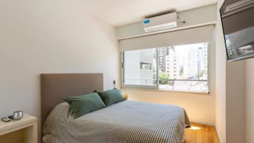 1 quarto, Wi-Fi de cortesia, roupa de cama