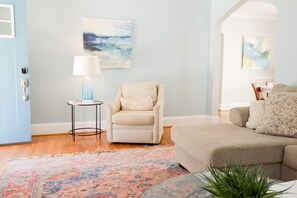 Smart TV - Charming Private Home Near VB Boardwalk! (Virginia Beach)