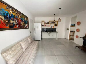 Books - Ap da Bina. Aconchegante e Perto de Facilidades (Vila de Ponta Negra Natal)