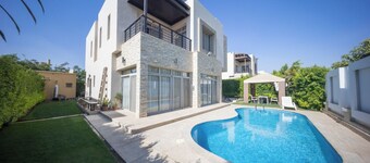 Villa With Private Pool In Beverly Hills - Allegria -Sheikh Zayed