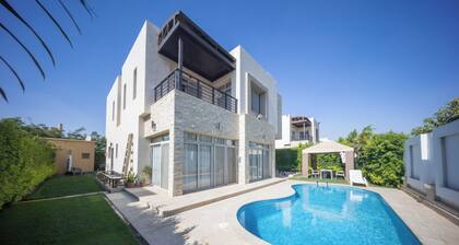 Villa With Private Pool In Beverly Hills - Allegria -Sheikh Zayed