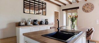 Holiday Home 'Gîte Bleu Pour 14 Personnes' with Private Terrace and Wi-Fi