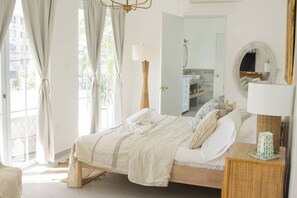 14 bedrooms, iron/ironing board, travel cot, WiFi