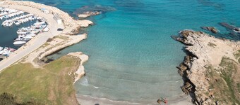 Holiday Home 'Villetta San Foca' with Private Garden, Wi-Fi and Air Conditioning