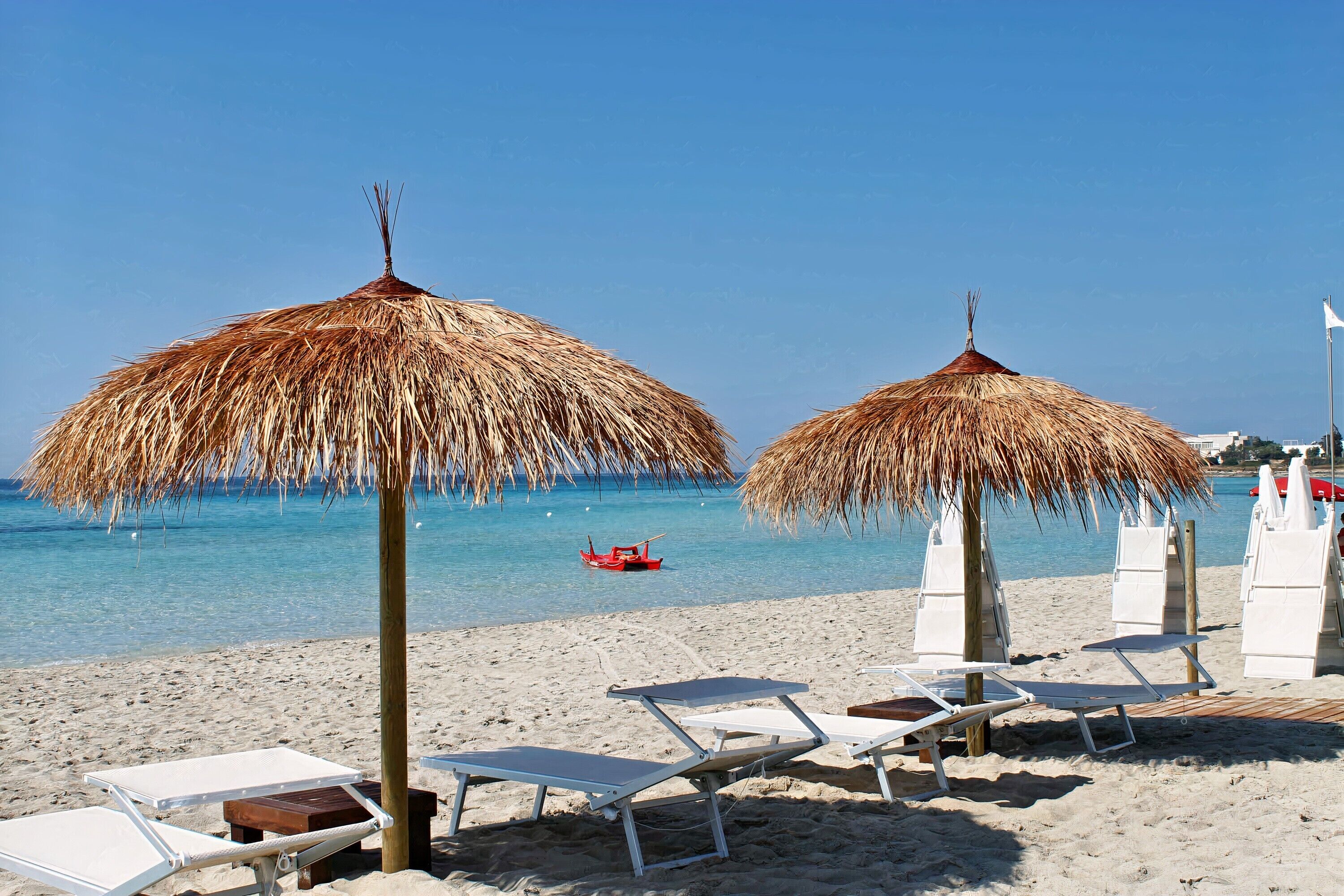 Una spiaggia nelle vicinanze