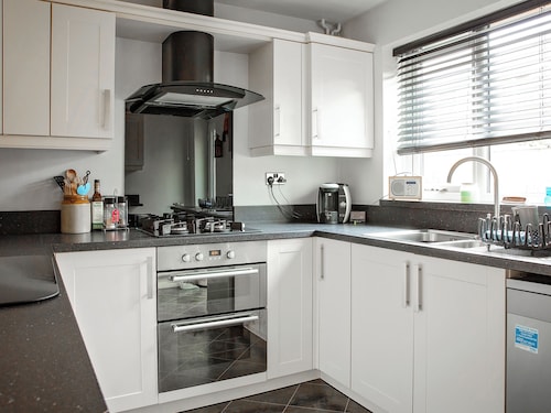 3 bedroom accommodation in Guisborough