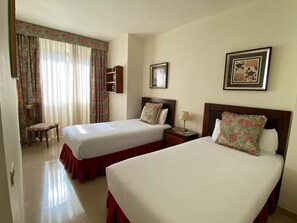 2 chambres, fer et planche Ă repasser, lit parapluie, Wi-Fi gratuit