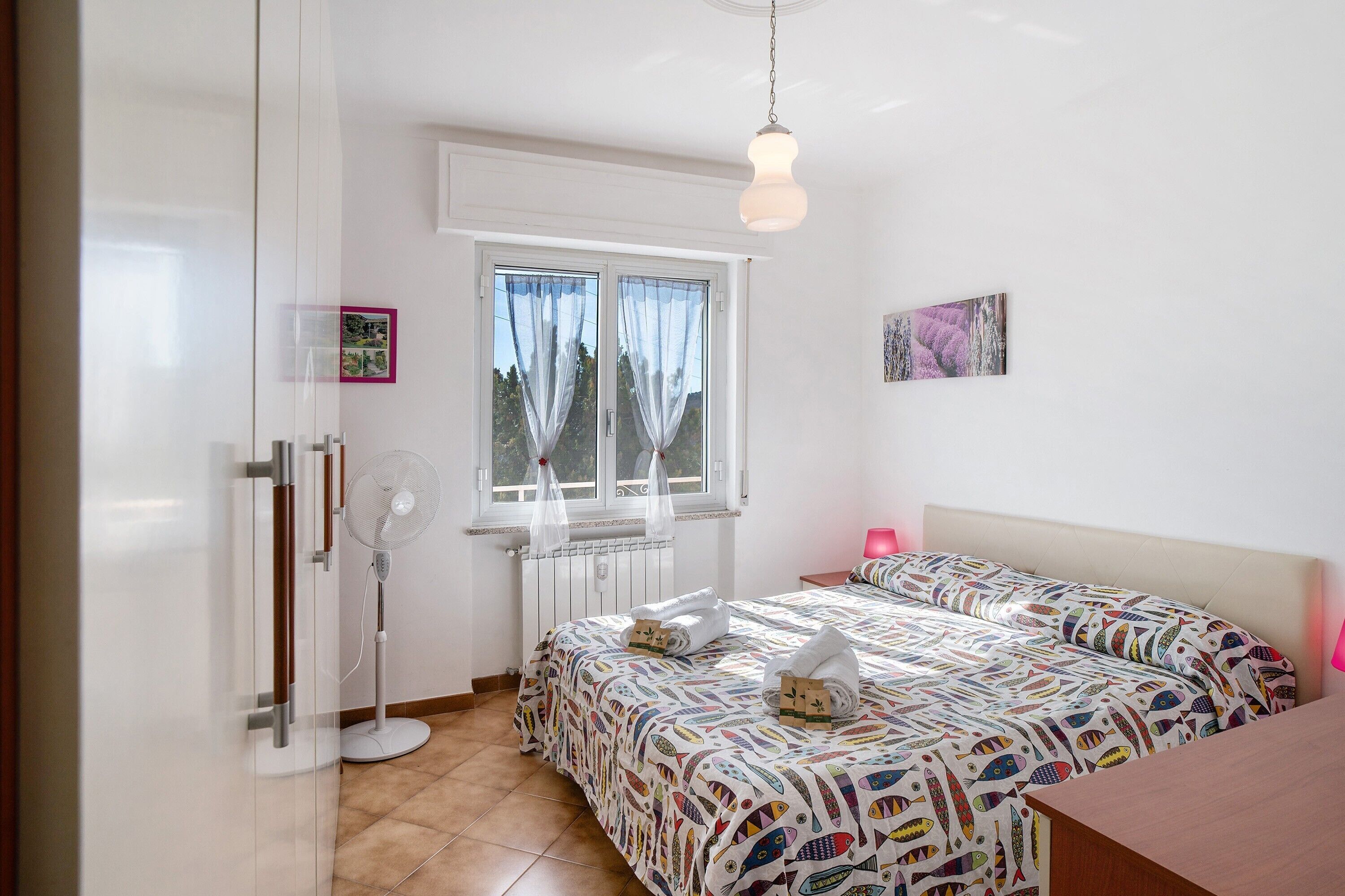 2 camere, ferro/asse da stiro, Wi-Fi gratuito, lenzuola
