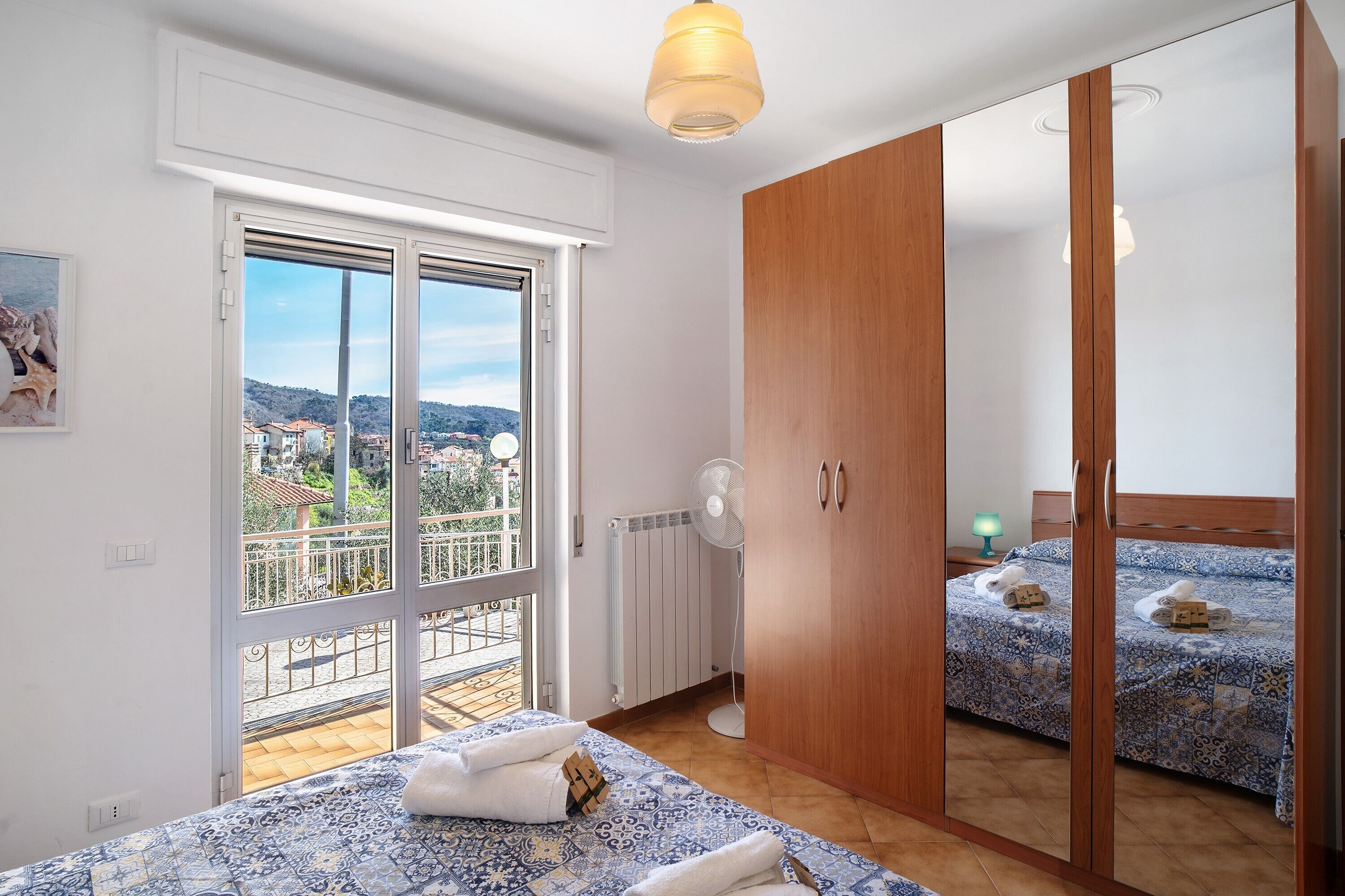 2 bedrooms, iron/ironing board, free WiFi, bed sheets