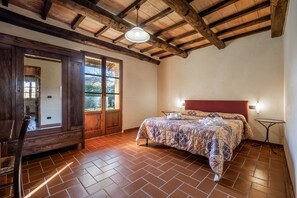 3 chambres, Wi-Fi gratuit, draps fournis