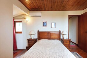 3 habitaciones, tabla de planchar con plancha y wifi gratis 