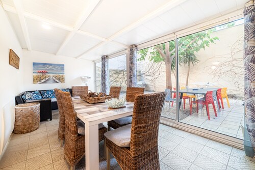 Villa 'Maison Type Canetoise' mit privater Terrasse, WLAN und Klimaanlage