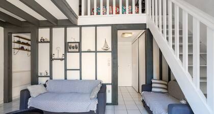 Villa 'Maison Barcares Fb 114' with Private Terrace, Wi-Fi and Air Conditioning