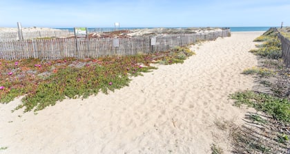 Villa 'Maison Barcares Fb 114' with Private Terrace, Wi-Fi and Air Conditioning