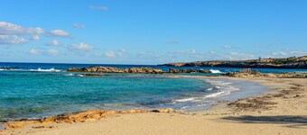 Apartment 'Estudio Mirada 307' with Lake View, Wi-Fi and Air Conditioning