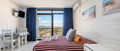 1 camera, Wi-Fi gratuito, lenzuola