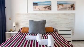 1 chambre, Wi-Fi gratuit, draps fournis