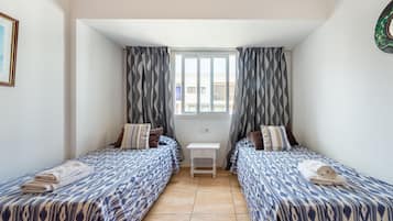 2 bedrooms, bed sheets