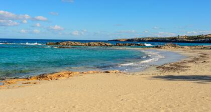 Ferienwohnung 'Estudio Mirada 304' mit Seeblick, WLAN und Klimaanlage