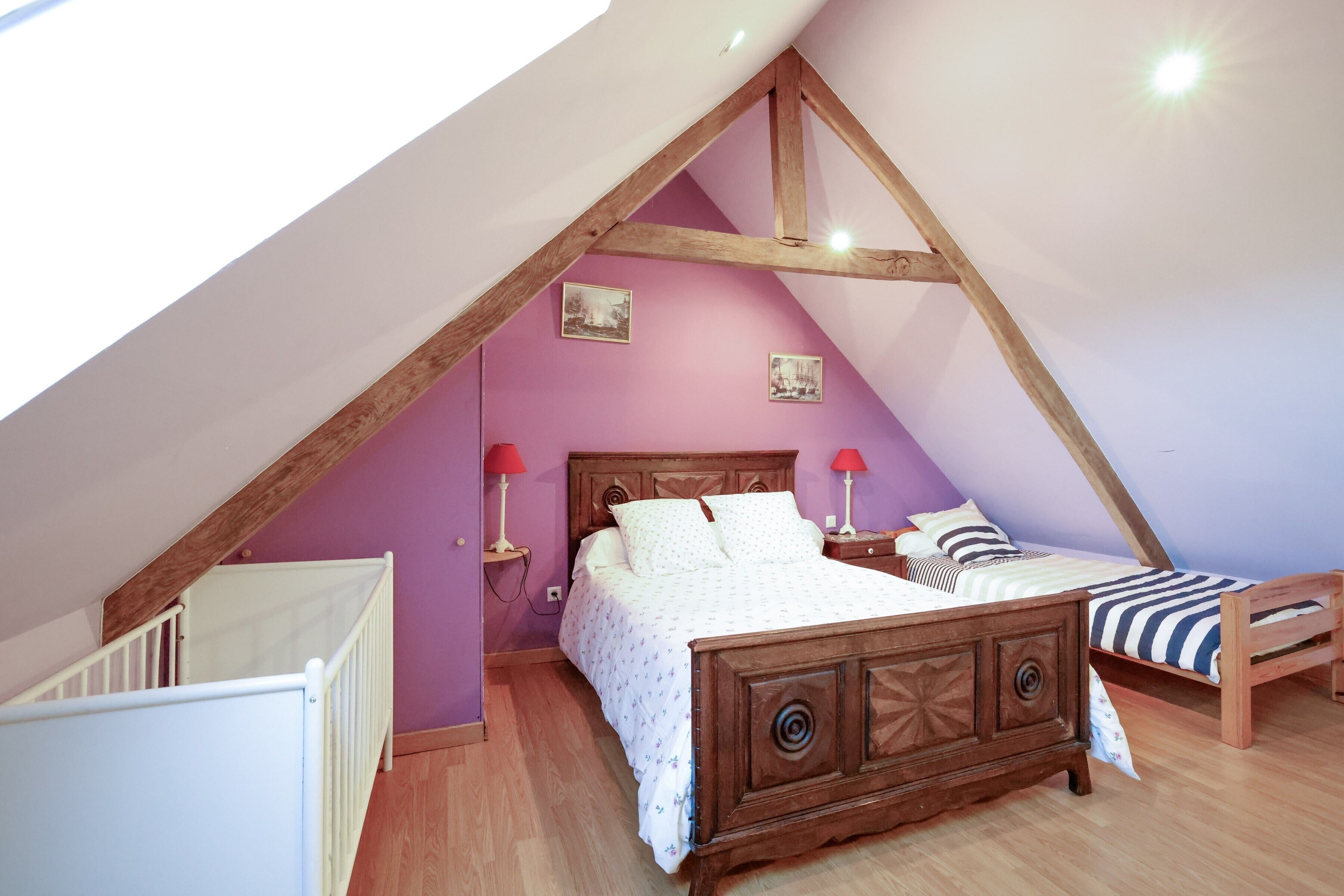 1 chambre, accès au Wi-Fi (inclus), literie fournie