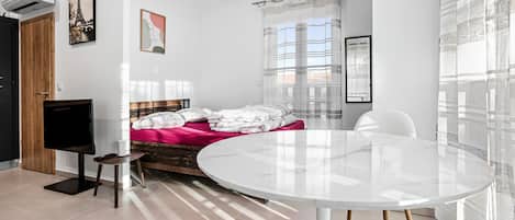 1 室のベッドルーム、アイロン / アイロン台、WiFi (無料)、ベッドシーツ