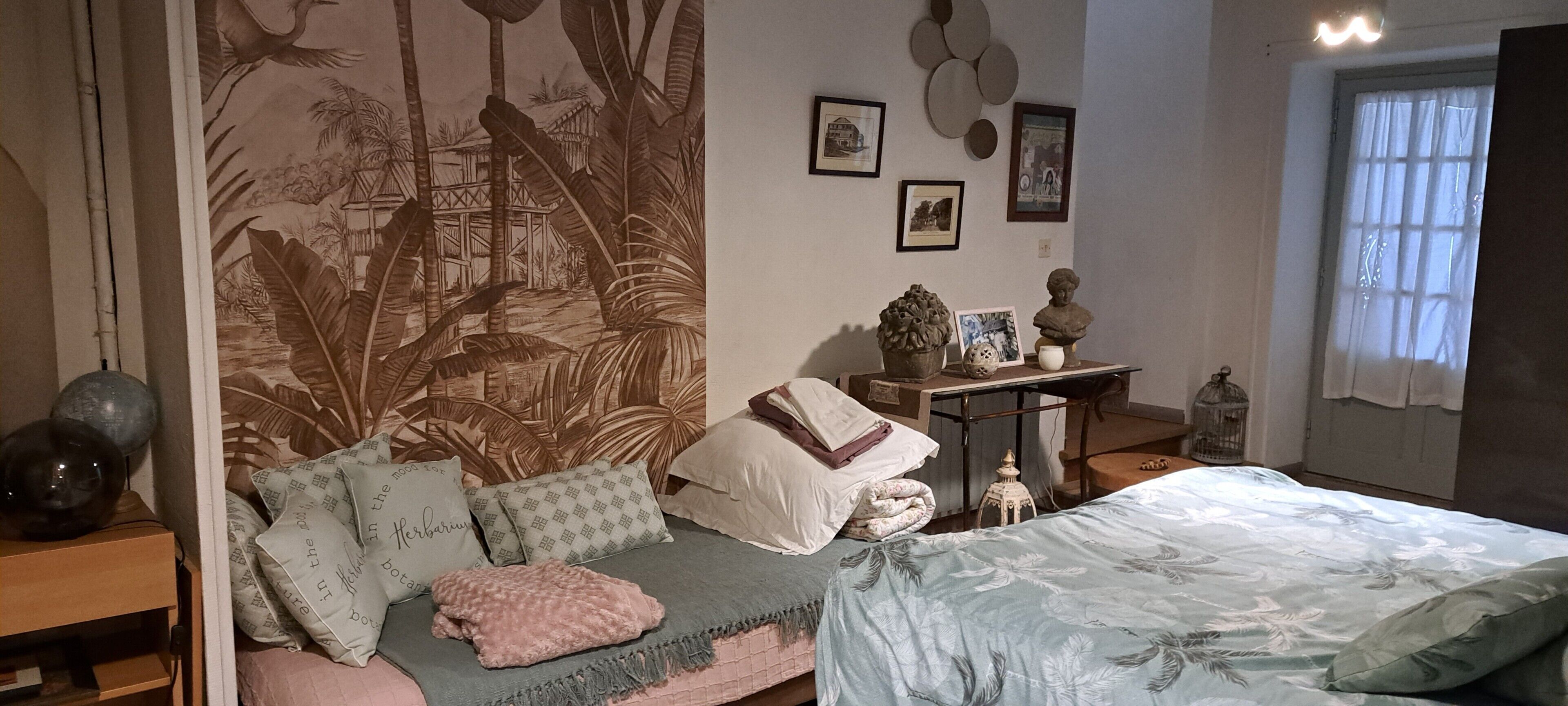 3 chambres, fer et planche à repasser, Wi-Fi gratuit, draps fournis