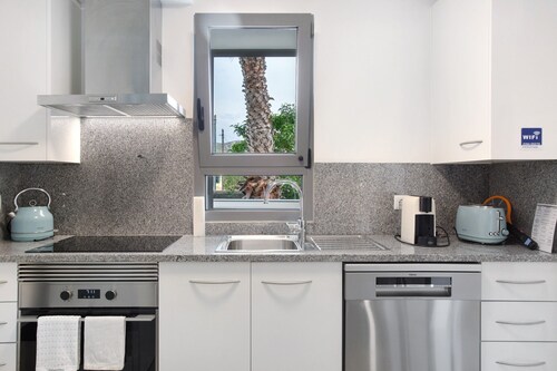 Ferienhaus 'Casa De Pedra' mit Meerblick, privater Terrasse und WLAN