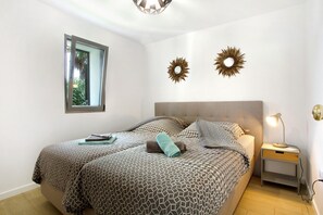 1 bedroom, free WiFi, bed sheets