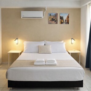 Standard Double Room | In-room safe, laptop workspace, free WiFi - Hotel Casablanca Cartagena (Cartagena)
