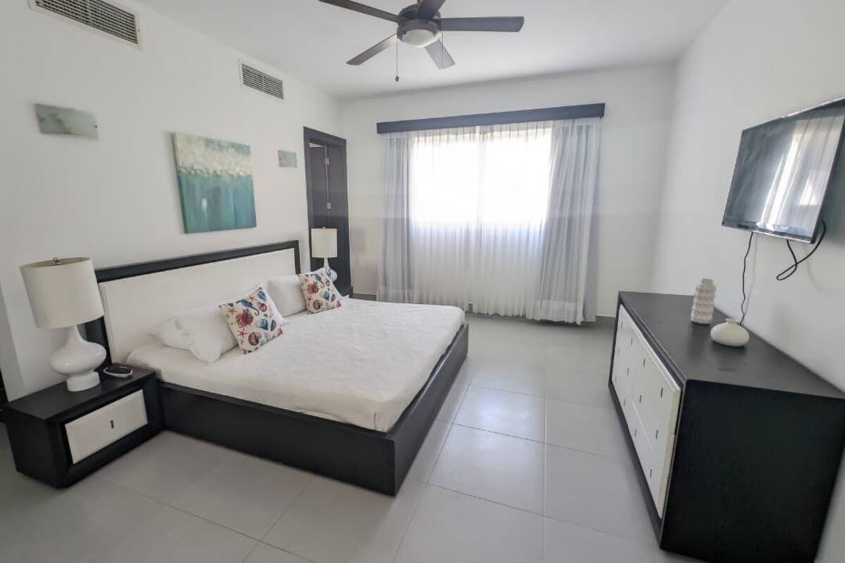 Deluxe suite | 6 slaapkamers, een kluis op de kamer, individueel gemeubileerd