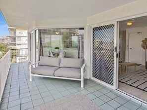 Terrace/patio - Mainsail Apt 8 - Heart of Mooloolaba (Mooloolaba)