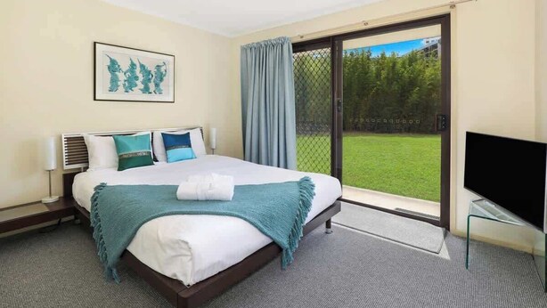 Unclassified image, 1 of 13, button - Naroo 7 Central Mooloolaba Stay (Mooloolaba)