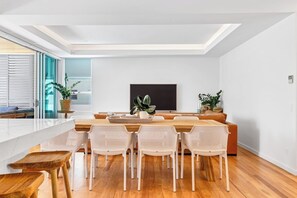 Dining - BEACH01- Mooloolaba Beachfront with Private Pool (Mooloolaba)