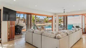 Interior - Luxury Tropical Haven Mooloolaba (Mooloolaba)