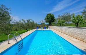 Pool - Amazing home in Buje with private swimming pool, can be inside or outside (Buje)