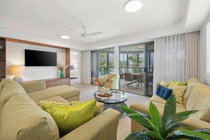 TV - Riverdance 05 Riverfront Apt (Mooloolaba)